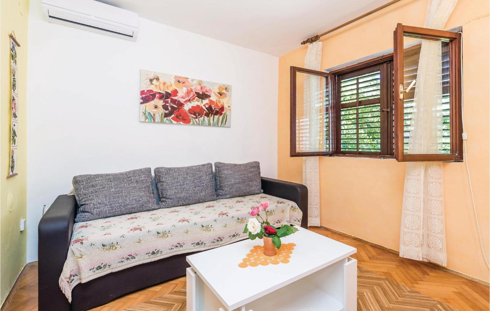Stunning Apartment In Barbat-Rab With Wifi Barbat na Rabu Zewnętrze zdjęcie
