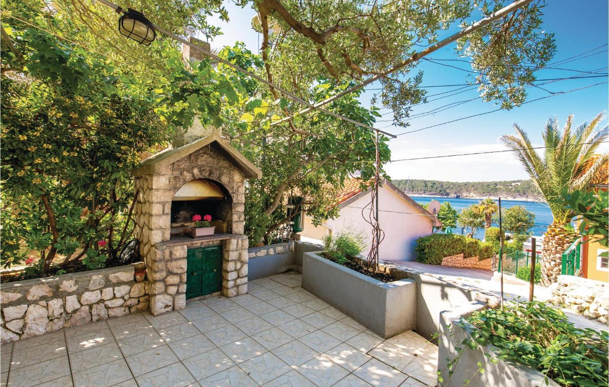 Stunning Apartment In Barbat-Rab With Wifi Barbat na Rabu Zewnętrze zdjęcie